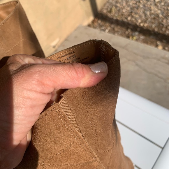 Lucky Brand tan suede heeled boots pointy toe size 5.5M - Picture 9 of 16